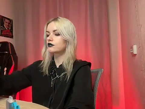CherryKnight666 online show from September 2025 09:14:01 PM