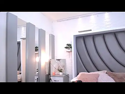 Luciana Graay online show from September 2025 11:10:01 AM