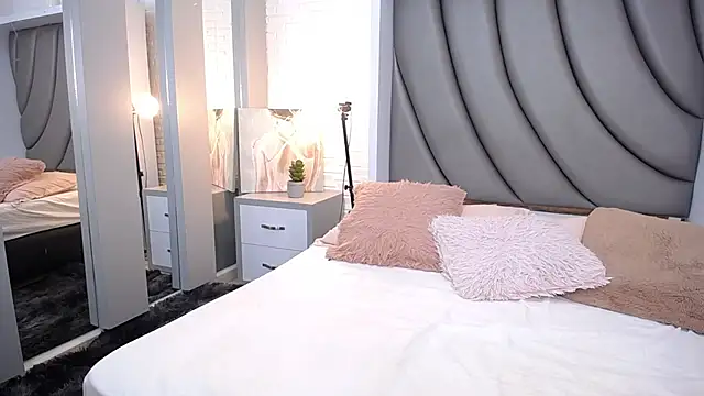 Luciana Graay online show from September 2025 02:20:01 PM