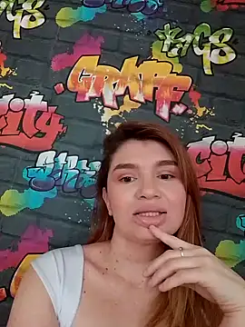 ksophie32 online show from September 2025 03:55:01 PM