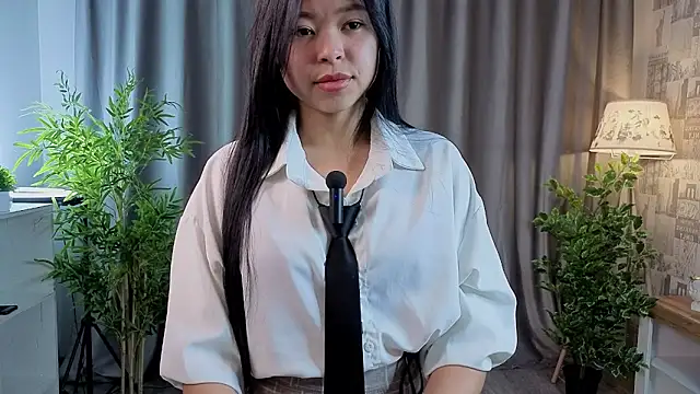 TorieFore online show from September 2025 03:47:02 PM