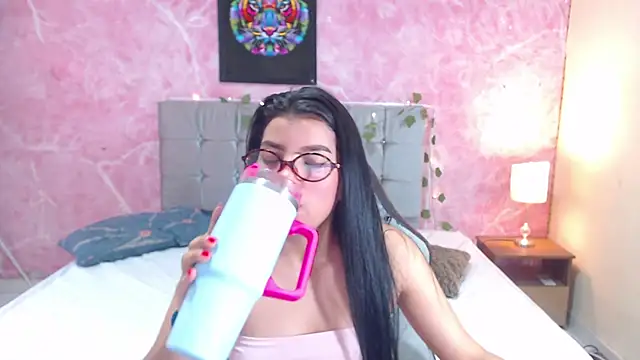WHANDA CARVAJAL online show from September 2025 01:59:02 PM