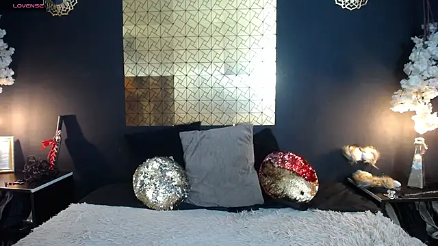 kinky momm online show from October 2025 03:56:02 PM