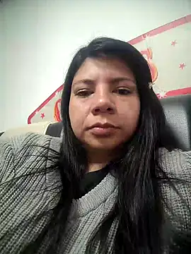 kinky momm online show from November 2025 01:11:02 PM