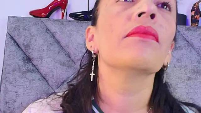 Shantey Laurent online show from February 2026 12:56:02 PM