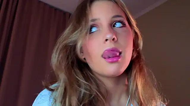 LoveSeekins online show from April 2026 07:58:01 PM