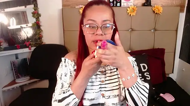 MIA  SPENCER online show from November 2025 05:46:02 PM