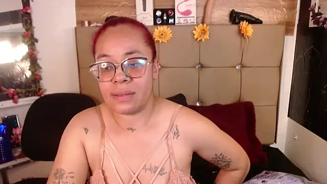 MIA  SPENCER online show from April 2026 06:05:01 PM