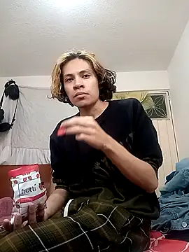 kittymutant99 online show from November 2025 06:18:01 PM