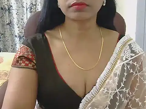 MISS SOMIYA online show from February 2026 07:15:02 PM