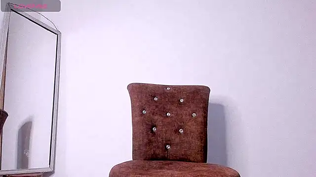 GiuliaCash online show from October 2025 10:16:02 AM