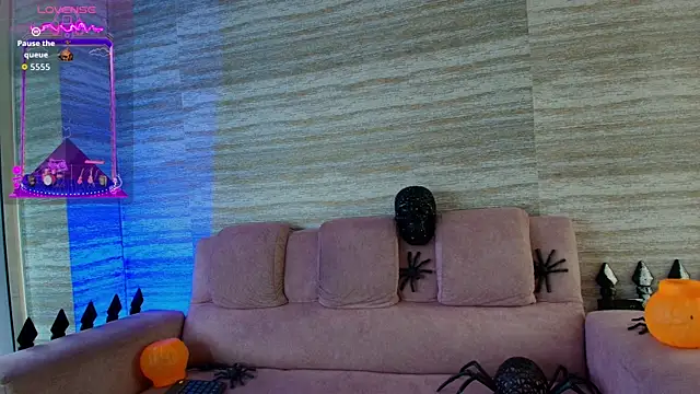 Teffy Cute  online show from October 2025 06:08:02 PM