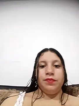 Snapshot of Shell_Latina chatting on May 2026 04:19:02 AM Shell Latina online show from May 2026 04:19:02 AM