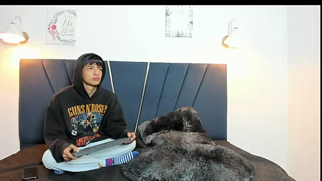 maicol cum23 online show from September 2025 01:56:01 PM