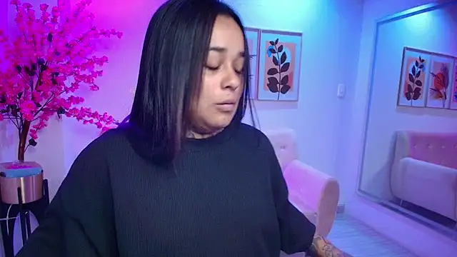 Black roseee online show from December 2025 03:47:01 AM