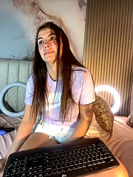 Snapshot of Dakota_Evanns chatting on October 2025 04:49:02 PM Dakota Evanns online show from October 2025 04:49:02 PM