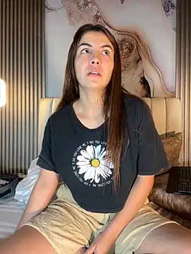 Snapshot of Dakota_Evanns chatting on October 2025 04:03:02 PM Dakota Evanns online show from October 2025 04:03:02 PM