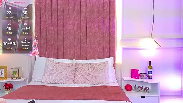 Rossie-Cameron online show from September 2025 12:40:01 PM