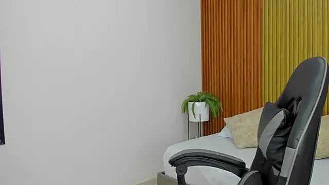 gisella15  online show from November 2025 07:26:01 PM