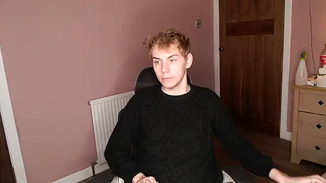 scottishtwink01 online show from September 2025 01:24:02 PM