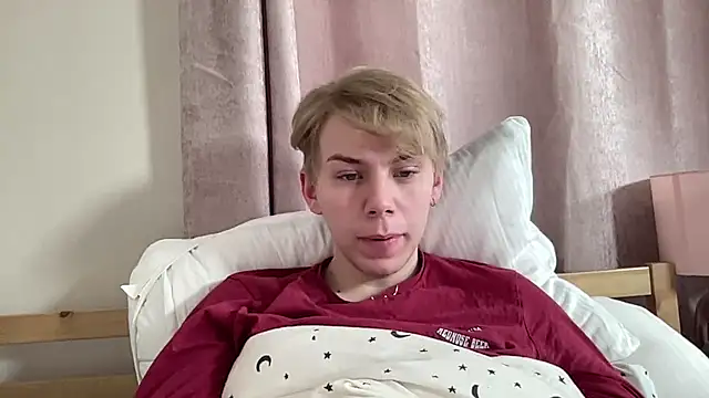 scottishtwink01 online show from September 2025 12:43:01 PM