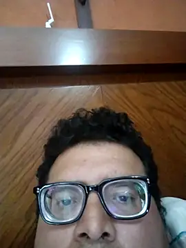 Santiagoqro85 online show from October 2025 06:31:01 PM