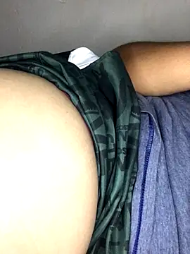 luzmelzinha online show from September 2025 11:32:02 PM