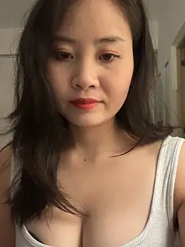 Snapshot of wly2028 chatting on October 2025 01:00:01 PM wly2028 online show from October 2025 01:00:01 PM