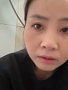 wly2028 online show from December 2025 05:28:01 AM