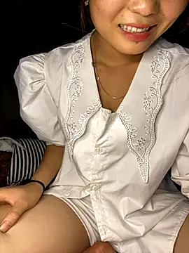 Snapshot of Thanh-18 chatting on September 2025 02:07:02 PM Thanh-18 online show from September 2025 02:07:02 PM