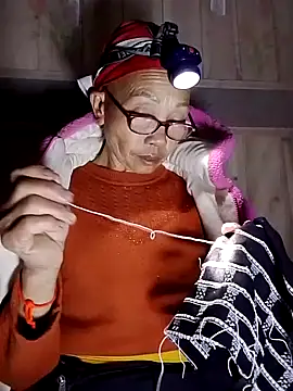 -Xuka-200 online show from November 2025 12:08:02 PM