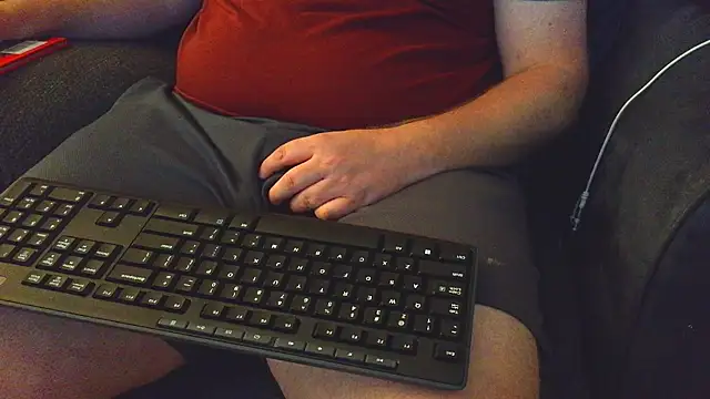 Snapshot of thighguy30 chatting on October 2025 06:08:02 PM thighguy30 online show from October 2025 06:08:02 PM