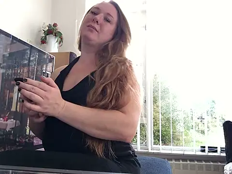 MazySunny online show from October 2025 08:13:01 AM