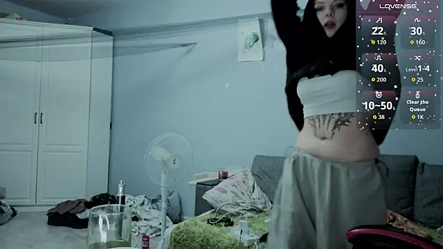 Alice Zev online show from September 2025 04:34:02 PM