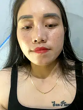 chipp-bong online show from September 2025 12:17:01 PM