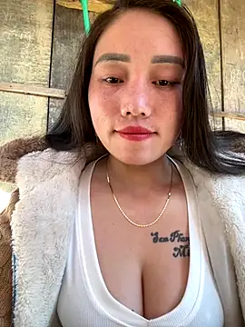 chipp-bong online show from November 2025 02:01:02 AM