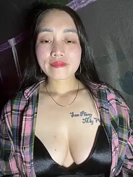 chipp-bong online show from December 2025 01:39:02 PM