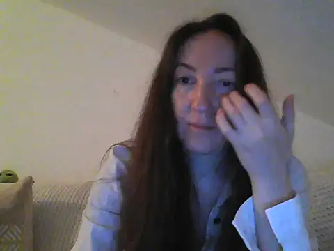 Snapshot of Valessya chatting on May 2026 09:20:01 PM Valessya online show from May 2026 09:20:01 PM