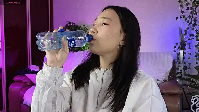Yoon Mi online show from September 2025 10:17:02 AM