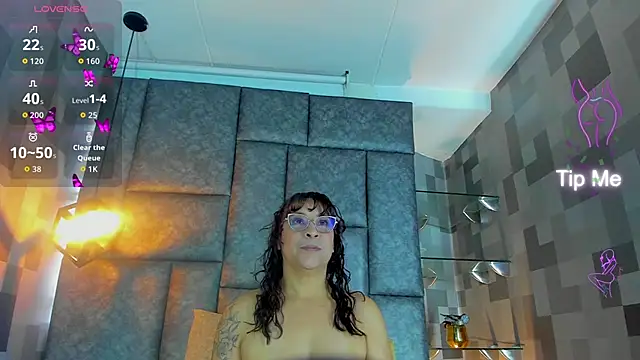 Jenni Zeller online show from September 2025 01:02:01 PM