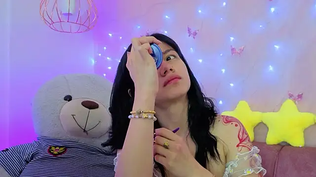 april bennett online show from January 2026 12:54:01 PM