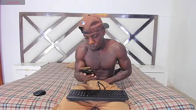 kingmaverickx online show from April 2026 01:31:02 AM