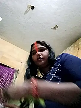 Snapshot of SweetKomal89 chatting on October 2025 01:18:01 PM SweetKomal89 online show from October 2025 01:18:01 PM
