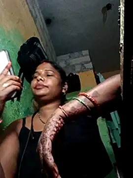 SweetKomal89 online show from October 2025 07:37:02 PM