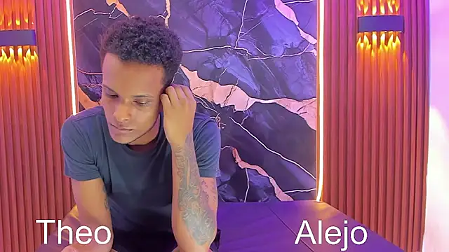 Dinasty Moon  online show from October 2025 03:27:02 AM