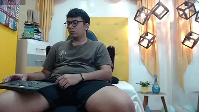 titanxero online show from September 2025 12:39:01 PM