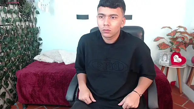 titanxero online show from September 2025 12:50:02 PM