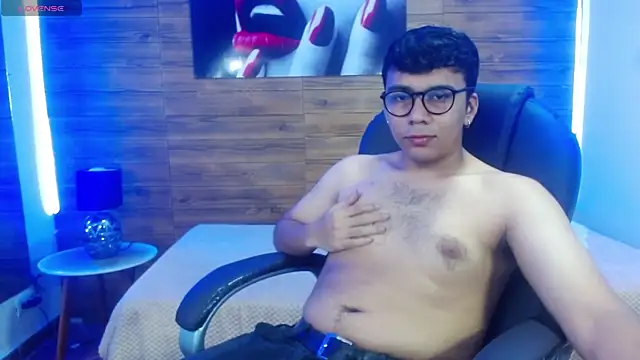 titanxero online show from October 2025 01:04:02 PM