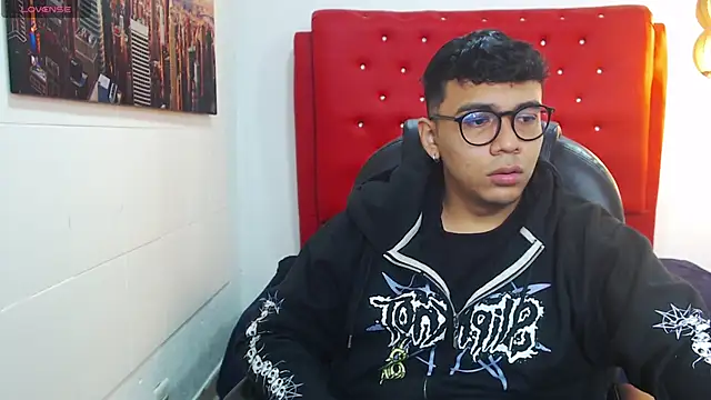 titanxero online show from November 2025 12:49:02 PM