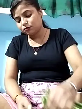 Snapshot of Hot-Pooja25 chatting on April 2026 01:41:02 PM Hot-Pooja25 online show from April 2026 01:41:02 PM
